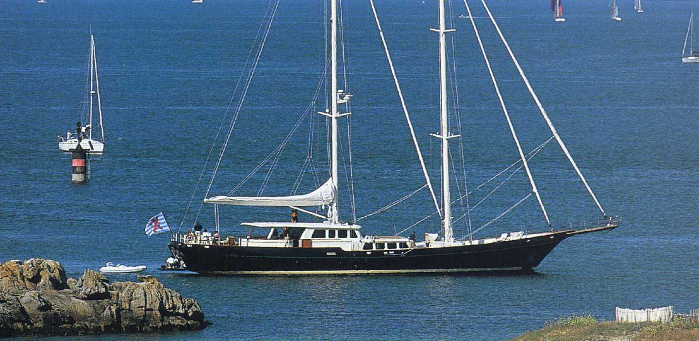 S/Y Magistral 122' S/Y Magistral 122'